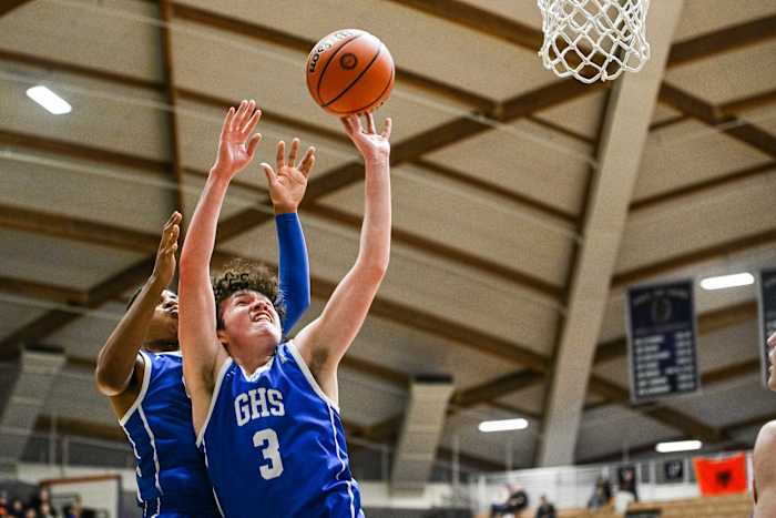 Lincoln Gresham 6A Oregon boys basketball quarterfinal Naji Saker -24